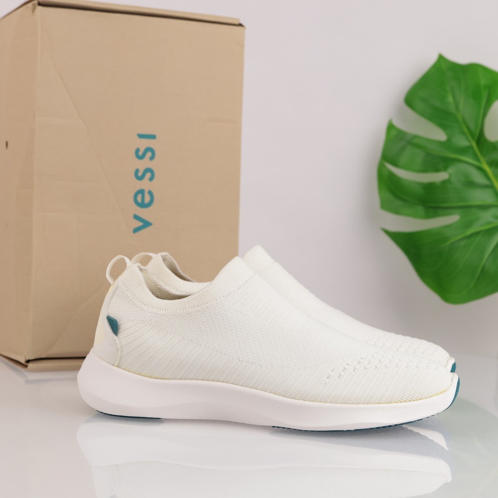 Vessi Womens Everyday Move Slip-On Sneaker Size 8 Waterproof Polar White Shoes